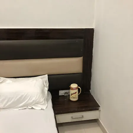Hotel Kn Plaza